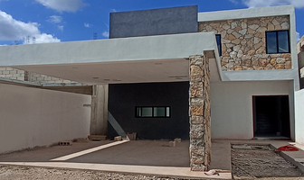 Foto de inmueble en 124, Col. San Juan Bautista C.P. 97302, Mérida
