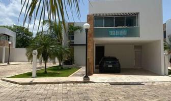 Foto de inmueble en Casa en Renta en Privada Sta Gertrudis Copo a 3 Cuadras del Periférico Norte Mérida, Col. Santa Gertrudis Copo C.P. 97305, Mérida