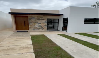 Foto de inmueble en , Col. Santa María Rosas C.P. 97346, Conkal
