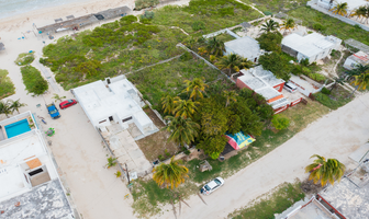 Foto de inmueble en , Col. Sisal C.P. 97356, Hunucmá