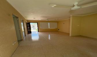 Foto de inmueble en calle 61, Col. Sol Caucel C.P. 97314, Mérida