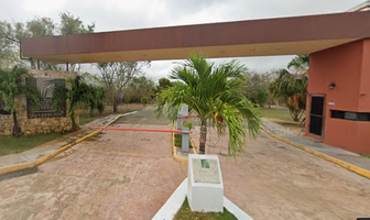 Foto de inmueble en calle 18, Col. Suytunchense C.P. 97302, Mérida