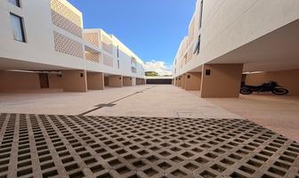 Foto de inmueble en Calle 11, Col. Temozon Norte C.P. 97302, Mérida