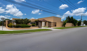 Foto de inmueble en Calle 39, Col. Temozon Norte C.P. 97302, Mérida
