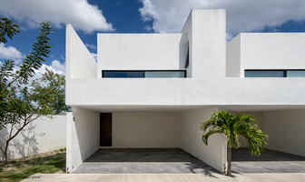 Foto de inmueble en  _ , Col. Temozon Norte C.P. 97302, Mérida
