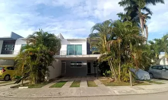 Foto de inmueble en Privada 29 #11, Col. Temozon Norte C.P. 97302, Mérida