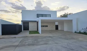 Foto de inmueble en Sin nombre de calle #11, Col. Temozon Norte C.P. 97302, Mérida