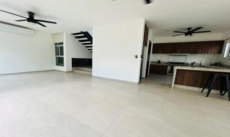 Foto de inmueble en calle 13, Col. Temozon Norte C.P. 97302, Mérida