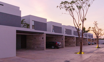 Foto de inmueble en calle 2, Col. Temozon Norte C.P. 97302, Mérida