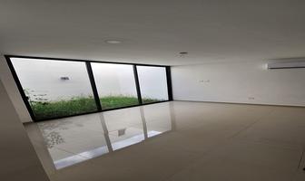 Foto de inmueble en calle 20, Col. Temozon Norte C.P. 97302, Mérida