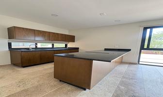 Foto de inmueble en calle 44, Col. Temozon Norte C.P. 97302, Mérida