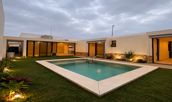 Foto de inmueble en calle X, Col. Temozon Norte C.P. 97302, Mérida