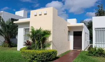 Foto de inmueble en Km 47.7 Periférico Poniente Manuel Berzunza #477, Col. Tixcacal C.P. 97312, Mérida