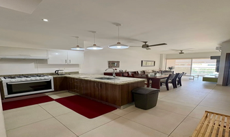 Foto de inmueble en calle 60, Col. Vía Montejo C.P. 97204, Mérida