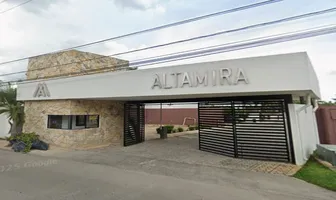 Foto de inmueble en TABLAJE #44599, Col. Villas Cholul C.P. 97305, Mérida