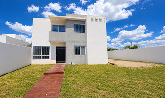 Foto de inmueble en calle 47, Col. Villas de Tixcacal C.P. 97246, Mérida