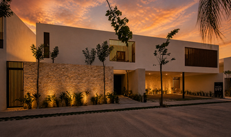 Foto de inmueble en Calle cerrada, Col. Xcanatún C.P. 97302, Mérida