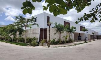 Foto de inmueble en , Col. Xcanatún C.P. 97302, Mérida