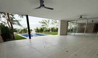 Foto de inmueble en calle 1, Col. Xcanatún C.P. 97302, Mérida