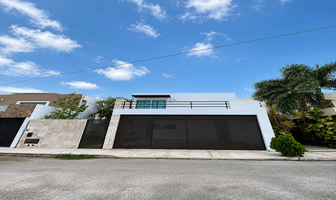 Foto de inmueble en calle 12, Col. Xcumpich C.P. 97204, Mérida