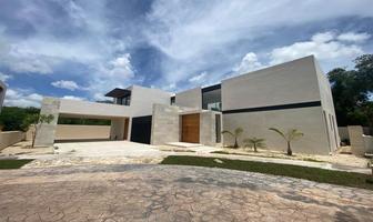 Foto de inmueble en Calle 4, Col. Yucatán Country Club C.P. 97308, Mérida