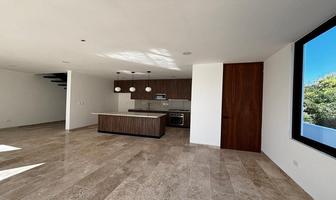 Foto de inmueble en Carretera Mérida-Progreso, Col. Yucatán Country Club C.P. 97308, Mérida
