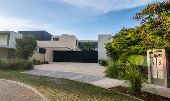 Foto de inmueble en Compostela, Col. Yucatán Country Club C.P. 97308, Mérida