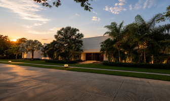 Foto de inmueble en Cutzam y Tumín, Col. Yucatán Country Club C.P. 97308, Mérida
