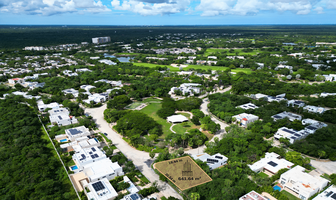 Foto de inmueble en , Col. Yucatán Country Club C.P. 97308, Mérida