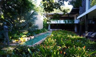 Foto de inmueble en PASEO DEL JAGUAR, Col. Yucatán Country Club C.P. 97308, Mérida
