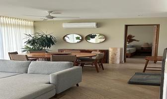 Foto de inmueble en Paseo del Jaguar, Col. Yucatán Country Club C.P. 97308, Mérida