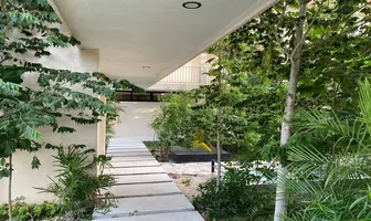 Foto de inmueble en Sin nombre de calle, Col. Yucatán Country Club C.P. 97308, Mérida