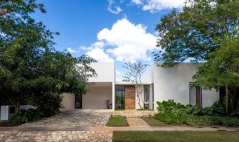 Foto de inmueble en YUCATAN COUNTRY CLUB, Col. Yucatán Country Club C.P. 97308, Mérida