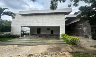 Foto de inmueble en calle 2, Col. Yucatán Country Club C.P. 97308, Mérida