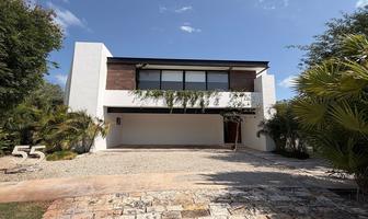 Foto de inmueble en calle 8, Col. Yucatán Country Club C.P. 97308, Mérida