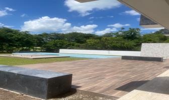 Foto de inmueble en calle PJ, Col. Yucatán Country Club C.P. 97308, Mérida