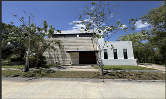 Foto de inmueble en calle x, Col. Yucatán Country Club C.P. 97308, Mérida