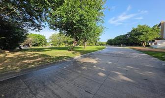Foto de inmueble en kutz, Col. Yucatán Country Club C.P. 97308, Mérida