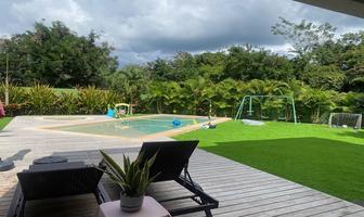 Foto de inmueble en toh, Col. Yucatán Country Club C.P. 97308, Mérida