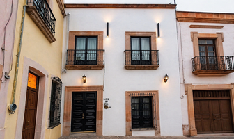 Foto de inmueble en Callejón de Quijano, Col. Zacatecas Centro C.P. 98000, Zacatecas