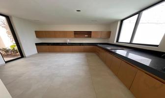 Foto de inmueble en A 3 cuadras de periférico, Col. Temozon Norte C.P. 97302, Mérida