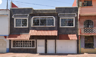 Foto de inmueble en Plomeros, Michoacana, 15250 Ciudad de México, CDMX, Col. Ampliación Michoacana C.P. 15250, Venustiano Carranza