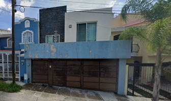 Foto de inmueble en Mabuse 364, Coto Naciones Unidas, 45027 Zapopan, Jal. #364, Col. Rinconada de los Novelistas C.P. 45027, Zapopan