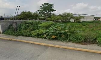 Foto de inmueble en Avenida 11 #s/n, Col. Cuitlahuac Centro C.P. 94915, Cuitláhuac