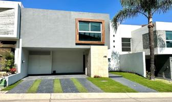 Foto de inmueble en Puerta del Valle, Zapopan, Jal., Col. Puerta del Valle C.P. 45136, Zapopan