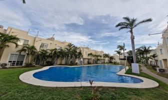Foto de inmueble en Acapulco de Juarez, Col. Puente del Mar C.P. 39893, Acapulco de Juárez