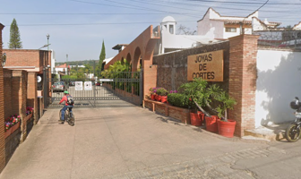 Foto de inmueble en Alejandrina , Col. Santa María Ahuacatitlán C.P. 62100, Cuernavaca