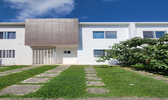 Foto de inmueble en Los Olivos, 77714 Playa del Carmen, Q.R. #s/n, Col. Los Olivos C.P. 77714, Solidaridad