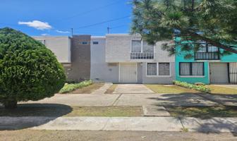 Foto de inmueble en P.º de Los Encinos Sur 509, Villas de Zapopan, 45133 Zapopan, Jal. #509, Col. Savia Tulipan C.P. 45133, Zapopan