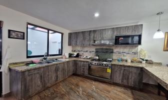Foto de inmueble en Loma Alta, La Loma, 61608 Pátzcuaro, Mich., Col. La Loma C.P. 61608, Pátzcuaro